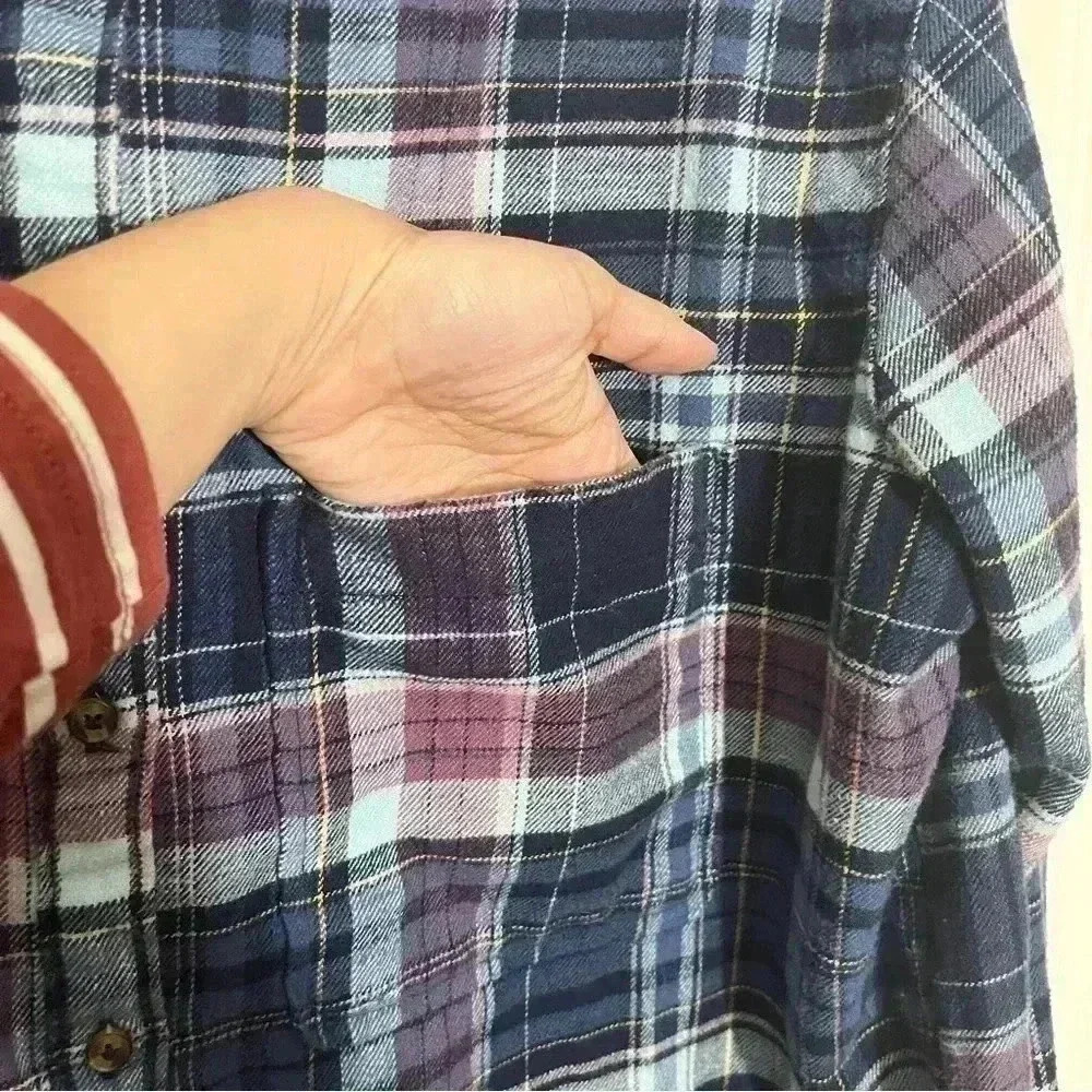 AERIE Pink Navy Blue Button Up Long Sleeve Flannel | size small - Picture 5 of 7